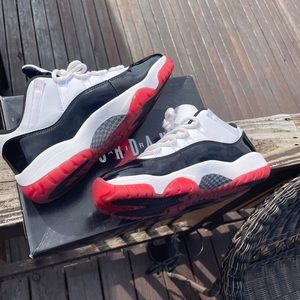 Retro Jordan 11 lows